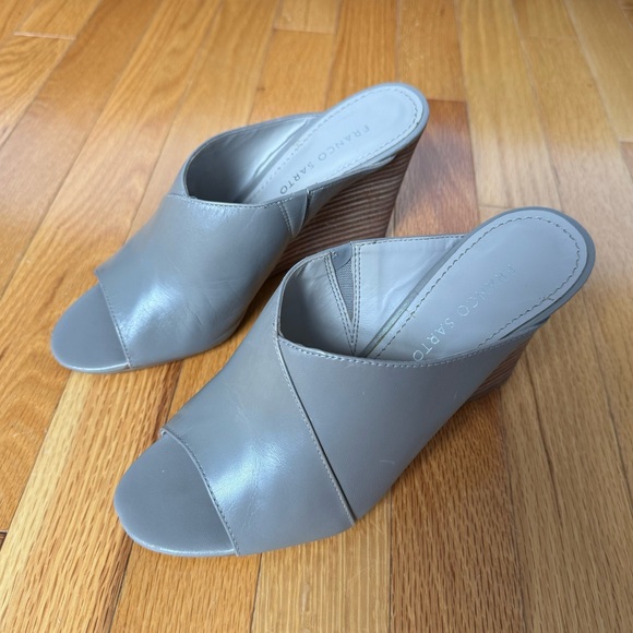 Franco Sarto grey leather wedges sandals slip-on shoes size 8 - Picture 2 of 7